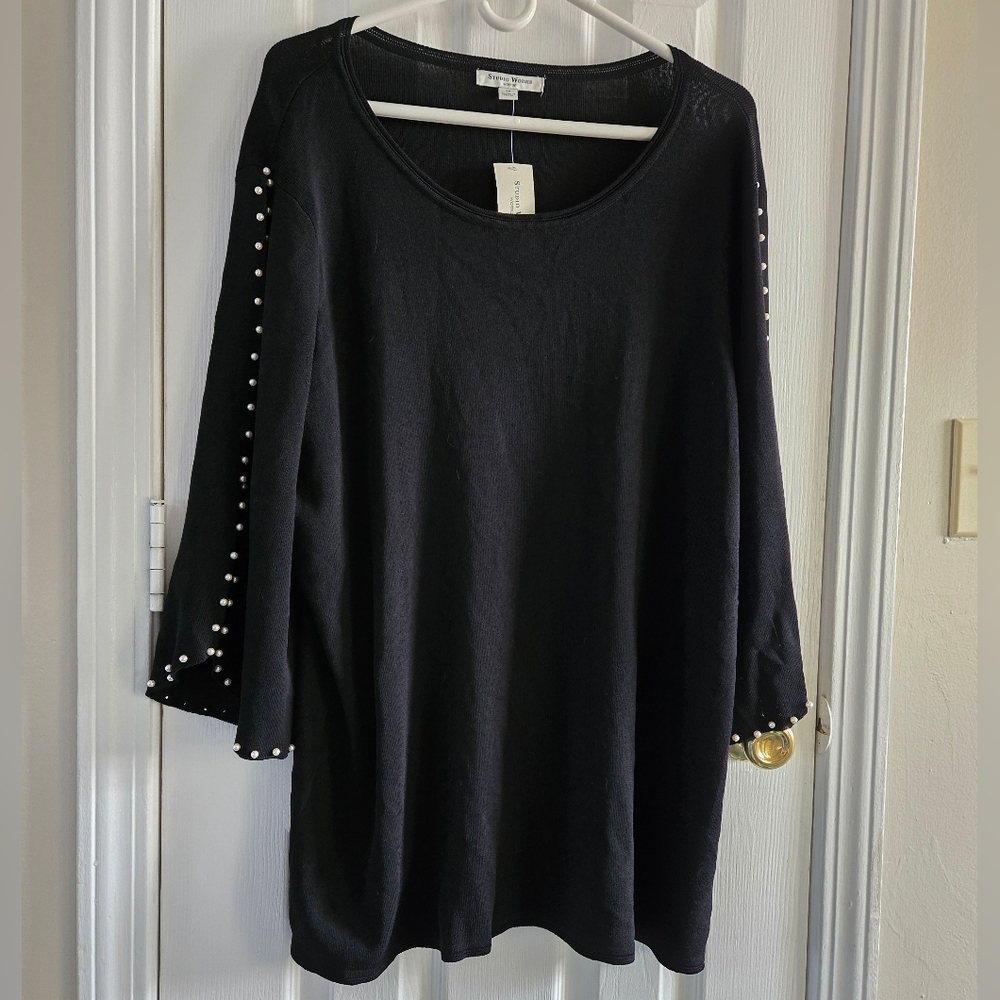 3X sweater with Pearl trim sleeves. Understated Elegance For A Holiday Event